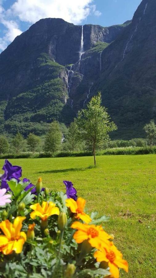 Gudvangen Camping Hotel Exterior photo